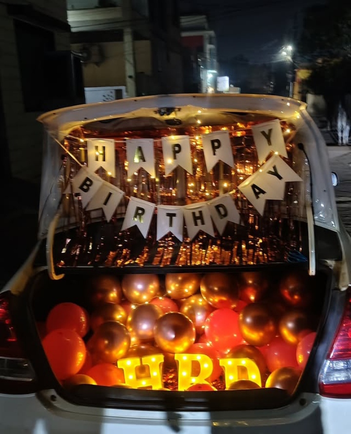 Car Balloon Decor in Ranchi